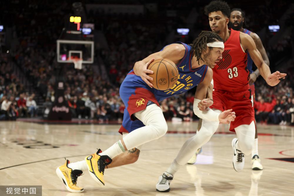 和队员之间 和队员之间