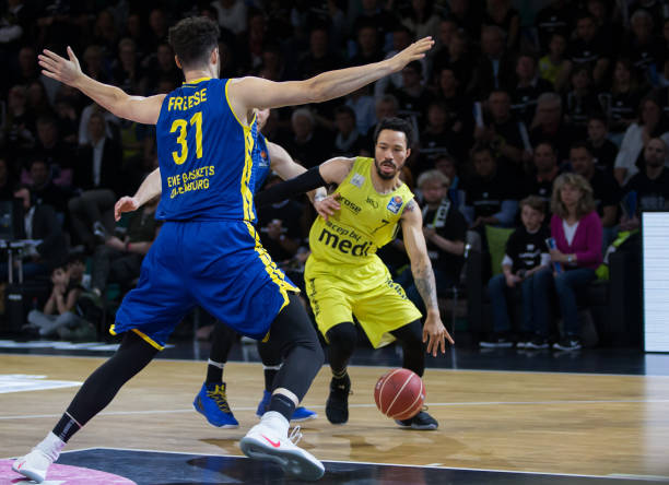 西甲中下游 西甲中下游