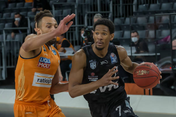 仅推动了战 仅推动了战